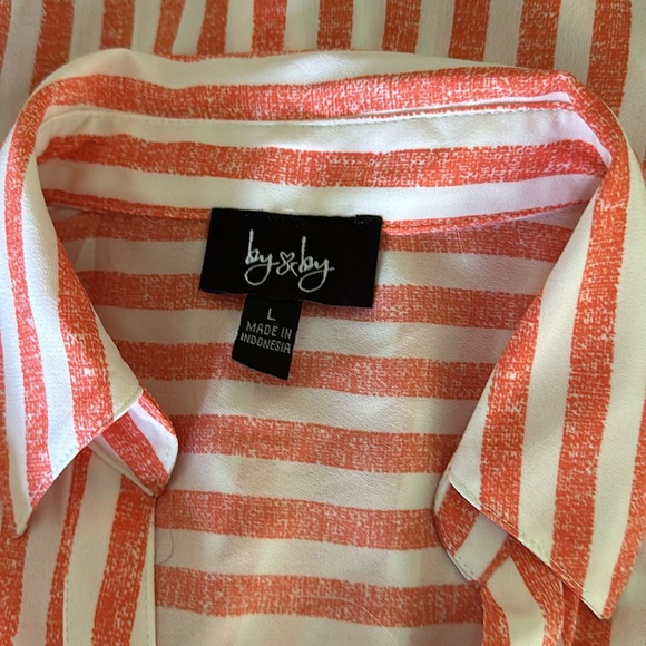 By&By women’s button down blouse. Size Large. Light orange& white stripe. - Picture 9 of 12